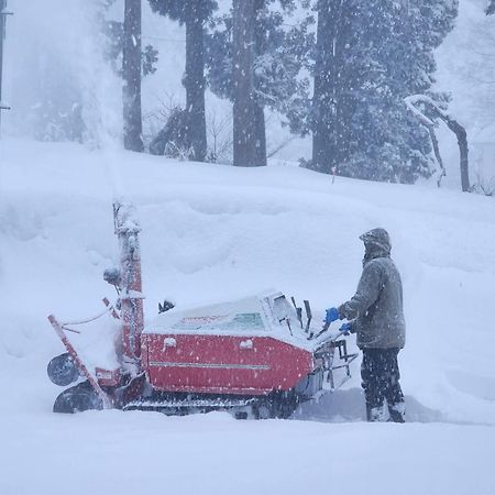 Myoko Ski Lodge In Akakura Village Экстерьер фото