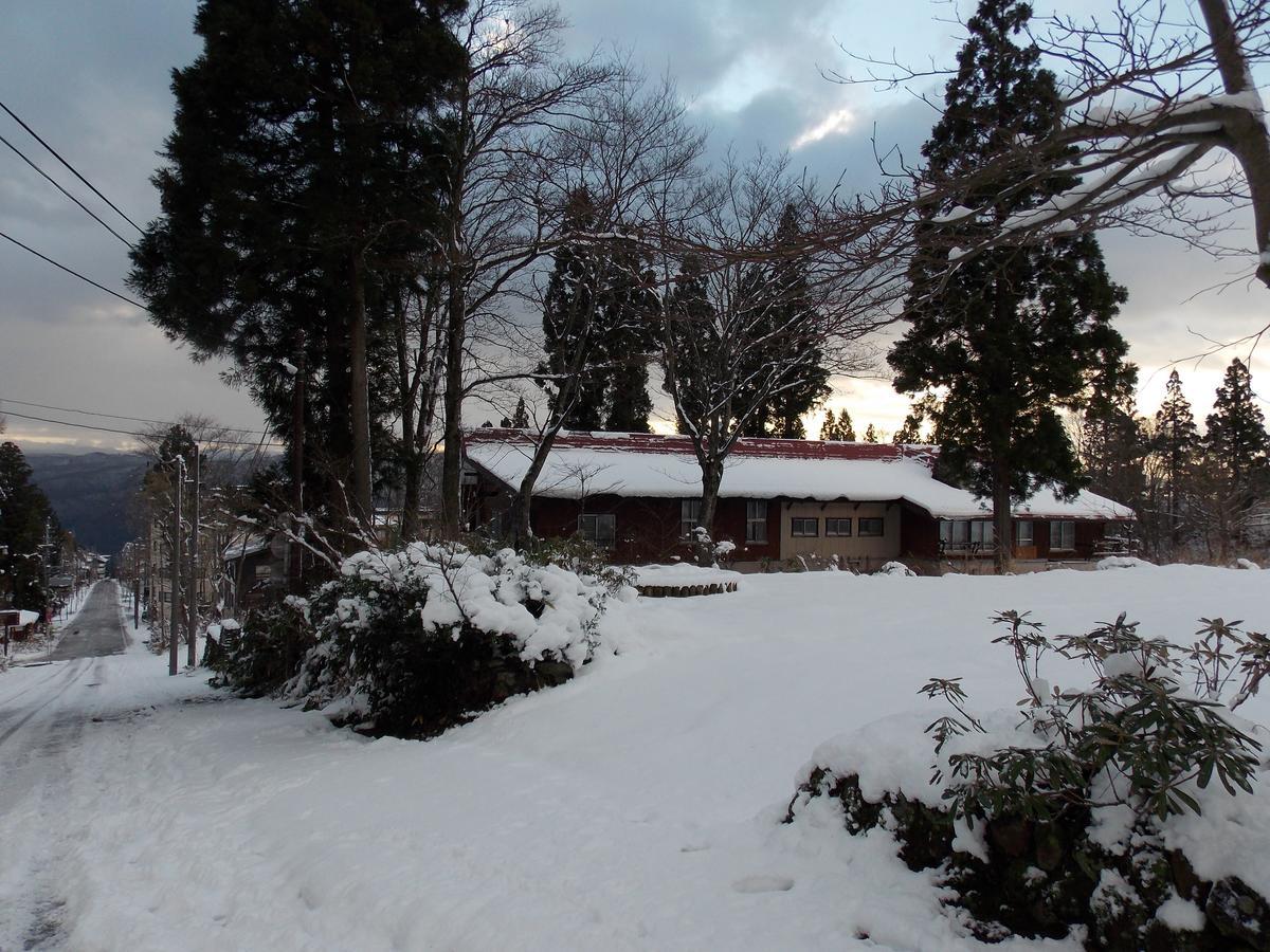 Myoko Ski Lodge In Akakura Village Экстерьер фото