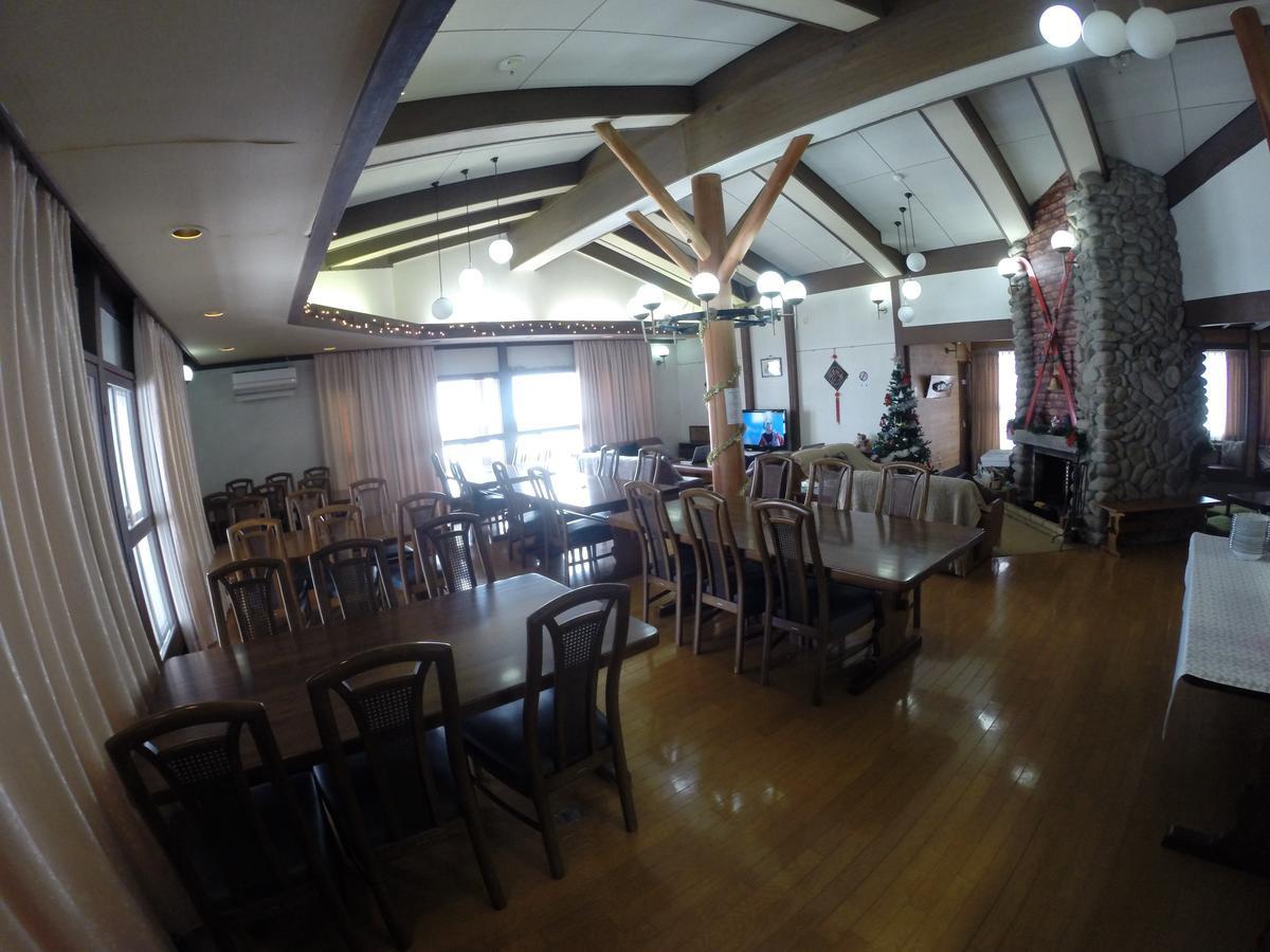 Myoko Ski Lodge In Akakura Village Экстерьер фото