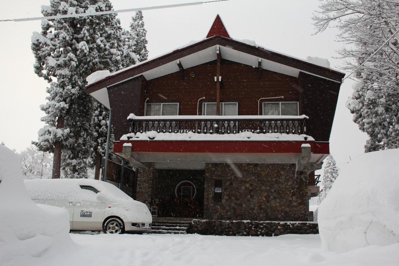 Myoko Ski Lodge In Akakura Village Экстерьер фото