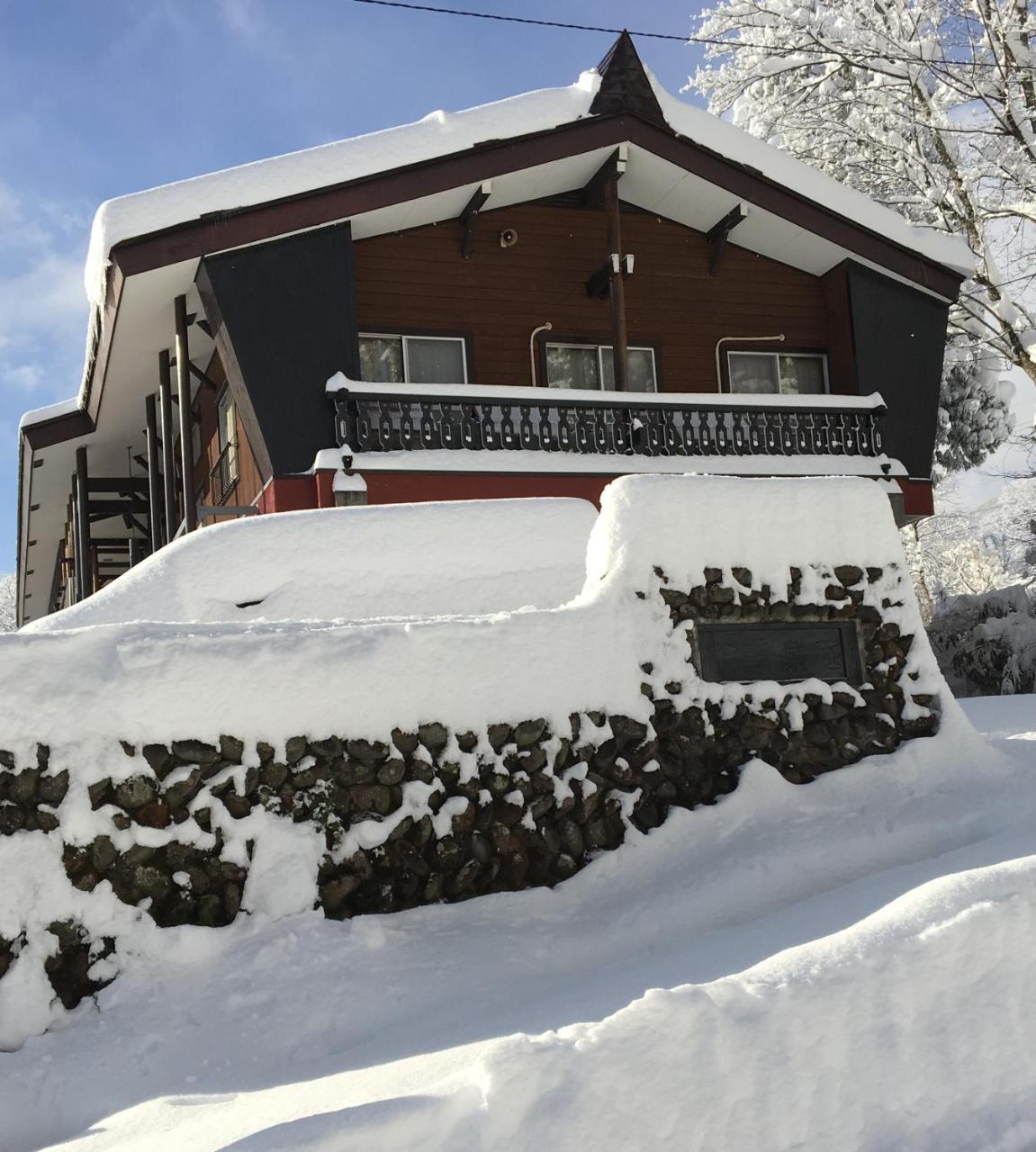 Myoko Ski Lodge In Akakura Village Экстерьер фото